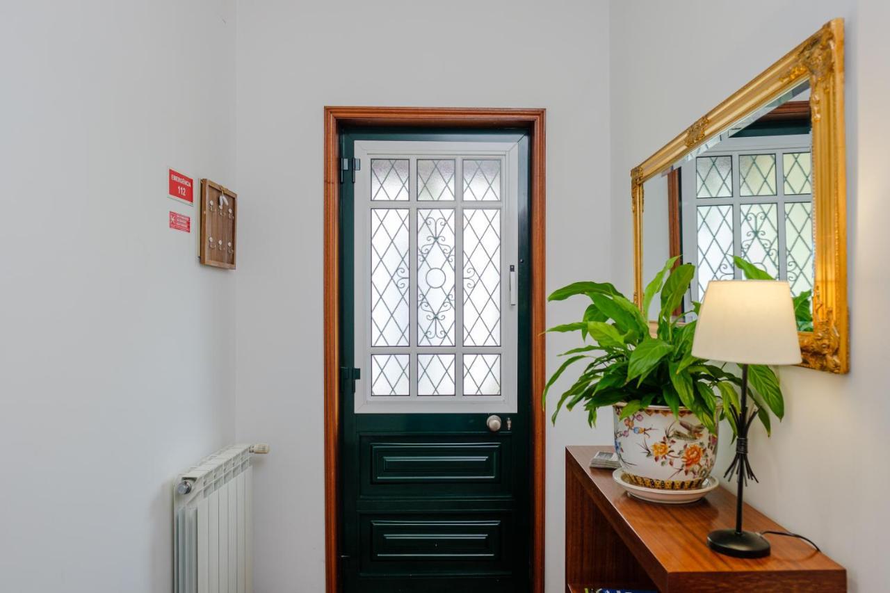 Classico Guesthouse Вила-Нова-ди-Гая Экстерьер фото