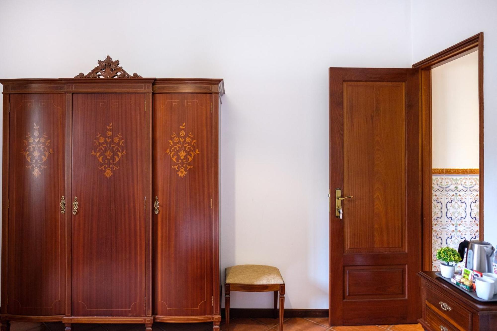 Classico Guesthouse Вила-Нова-ди-Гая Номер фото